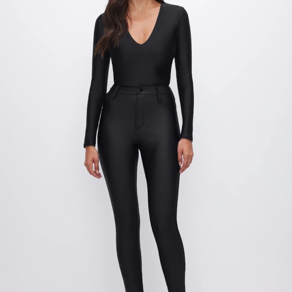 Brand new! Tags on! Good American Black Leggings